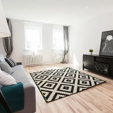 Apartment B&w Ruska