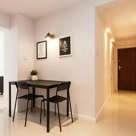 Apartment B&w Ruska *