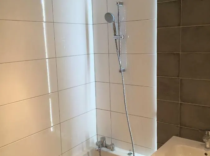 B&w Ruska فندق فروتسواف